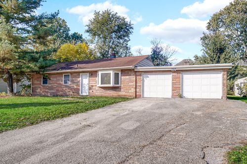 5720 S Madison St, Hinsdale, IL, 60521-5114 | Card Image