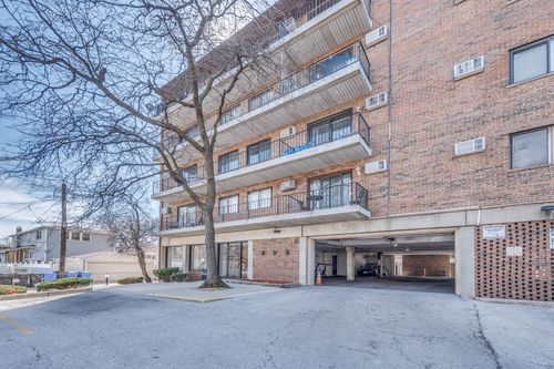 402d-2320 N Nordica Ave, Chicago, IL, 60707-2811 | Card Image