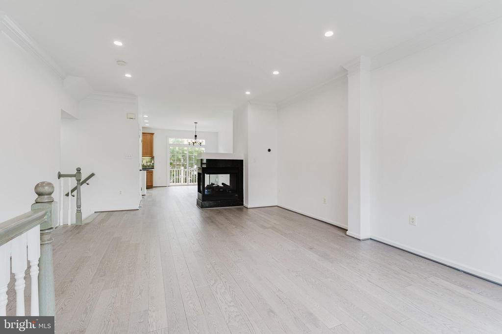 Residential Lease in FAIRFAX 2