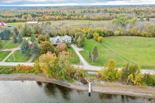 120 Poor Farm Rd, Alburgh, VT, 05440-9683 | Card Image