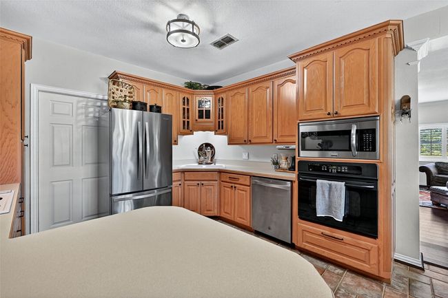 12041 Bell Rd, House other with 3 bedrooms, 2 bathrooms and null parking in Pilot Point TX | Image 11