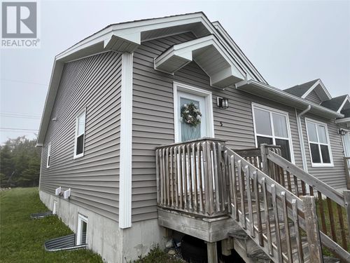 5 Larsen St, Mount Pearl, NL, A1N0J5 | Card Image