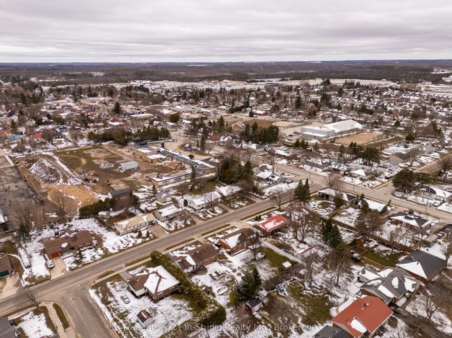 22 Herbert Ave, House other with 2 bedrooms, 2 bathrooms and 4 parking in Markdale ON | Image 9