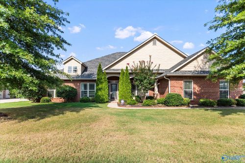 214 Maplebrook Dr, Madison, AL, 35756-3975 | Card Image