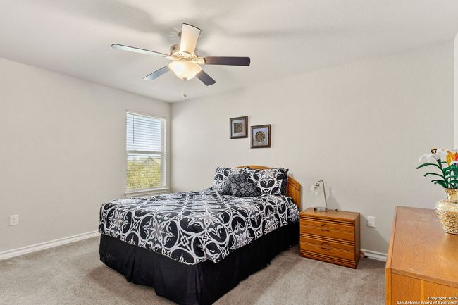 5603 Chestnut Xing, House other with 5 bedrooms, 3 bathrooms and null parking in San Antonio TX | Image 22