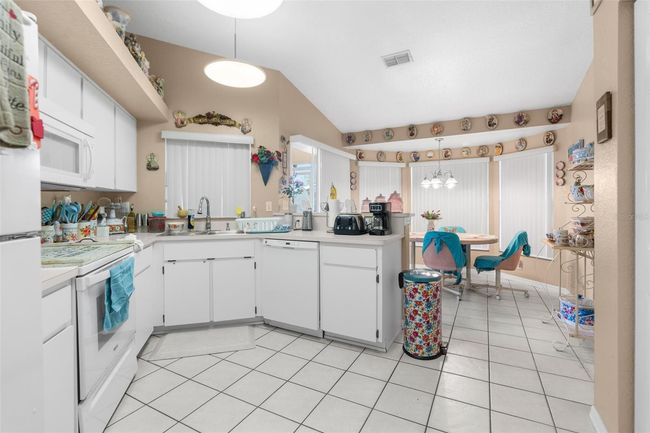 3195 Montague Ave, House other with 3 bedrooms, 2 bathrooms and null parking in Spring Hill FL | Image 6