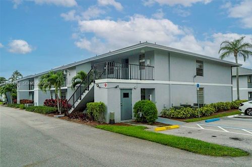 104c-905 Southridge Rd, Delray Beach, FL, 33444-8108 | Card Image