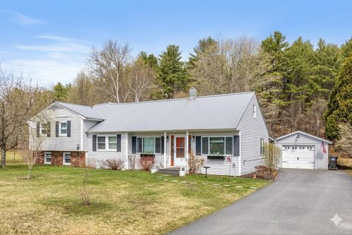 176 Meadow Rd, Chester, VT, 05143-9397 | Card Image