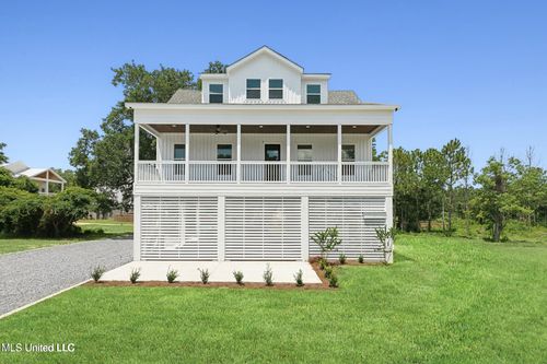 225 Magnolia Ave, Pass Christian, MS, 39571 | Card Image