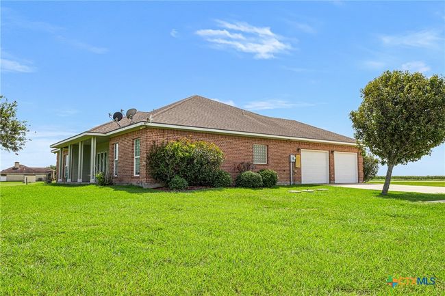 444 E Maxwell Ditch Rd, House other with 3 bedrooms, 2 bathrooms and null parking in Port Lavaca TX | Image 44