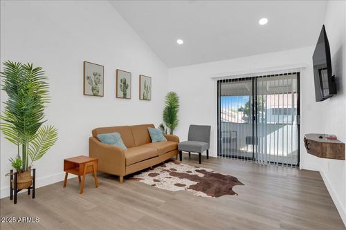 d-413 E Linda Ln, Gilbert, AZ, 85234-5833 | Card Image