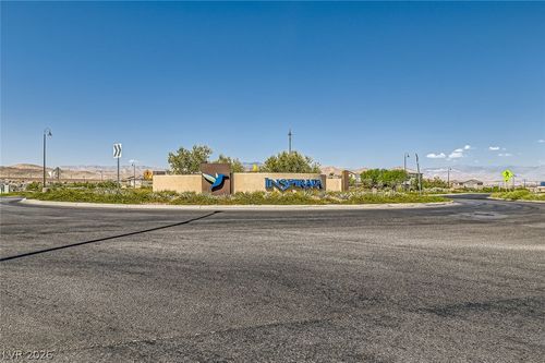 3316 Palindrome Ave, Henderson, NV, 89044-1816 | Card Image
