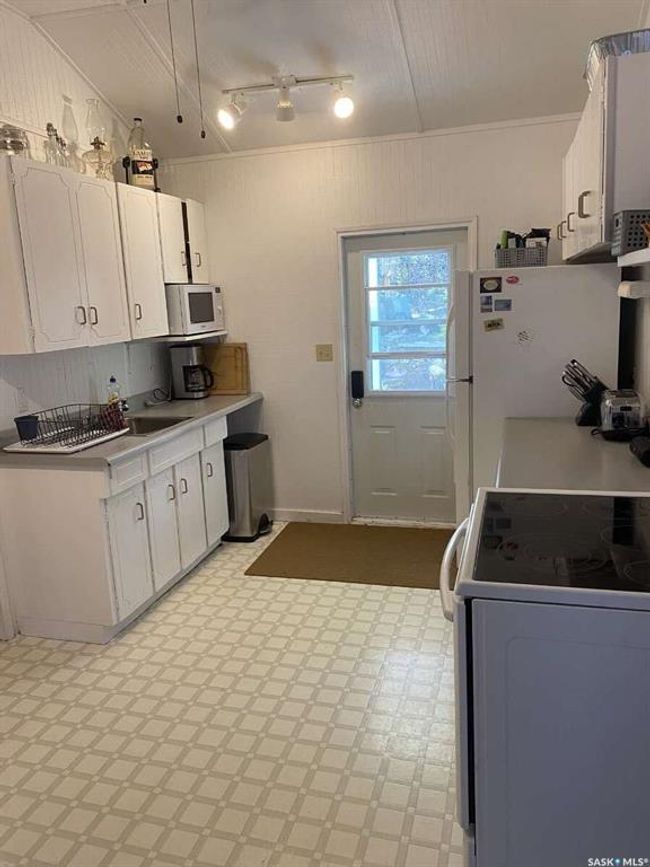 57 Sebolt Ave, House other with 3 bedrooms, 1 bathrooms and 3 parking in Lumsden Beach SK | Image 6