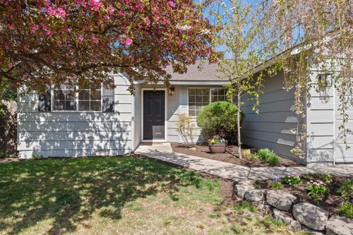 63266 Gallop Ct, Bend, OR, 97701-8275 | Card Image