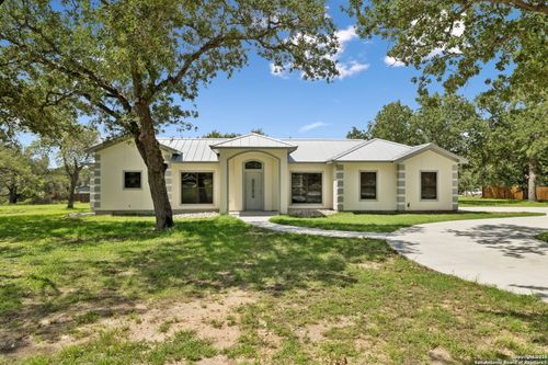 205 County Road 6865, Natalia, TX, 78059-2547 | Card Image