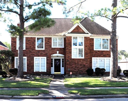 2304 Eagles Way, Pearland, TX, 77581-5146 | Card Image