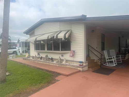 109 N Saint Thomas Cir, APOLLO BEACH, FL, 33572-2245 | Card Image