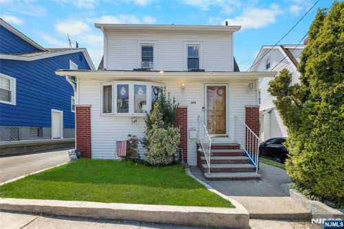 275 7th St, Clifton, NJ, 07011-3525 | Card Image