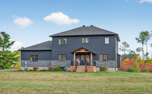 57 Paul A Bertrand Dr, Arnprior, ON, K7S3G8 | Card Image