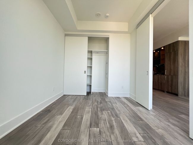 4203 - 11 Yorkville Ave, Condo with 2 bedrooms, 1 bathrooms and null parking in Toronto ON | Image 6
