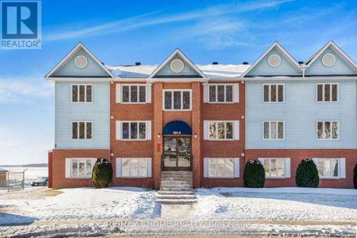 6-194-A Edwards St, Rockland, ON, K4K1H8 | Card Image