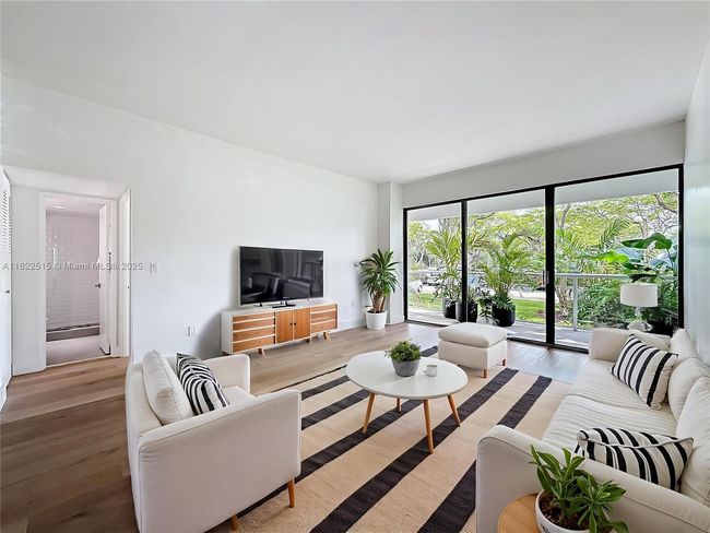 APT-126 - 3731 N Country Club Dr, Condo with 2 bedrooms, 2 bathrooms and null parking in Aventura FL | Image 6