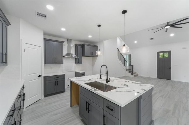 256 Davis Bend Rd, House other with 5 bedrooms, 3 bathrooms and 2 parking in Alvin TX | Image 11