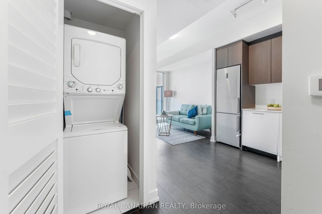 1110 - 215 Veterans Dr, Condo with 2 bedrooms, 2 bathrooms and 1 parking in Brampton ON | Image 13