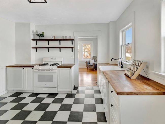 74 Kenberma St, House other with 5 bedrooms, 2 bathrooms and 2 parking in Hull MA | Image 14