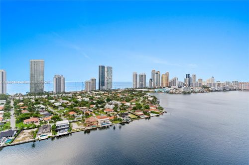 apt-3101-19101 Mystic Pointe Dr, Aventura, FL, 33180-4523 | Card Image
