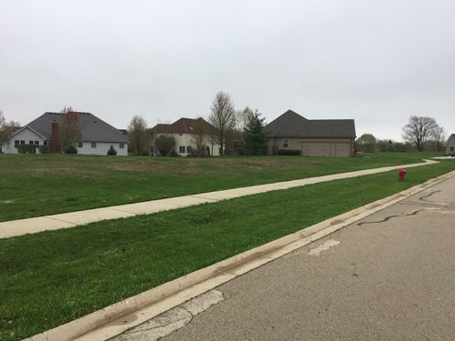 684 Greenfield Rd, Sugar Grove, IL, 60554-9746 | Card Image