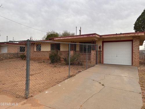 10416 Triumph Dr, El Paso, TX, 79924-2332 | Card Image