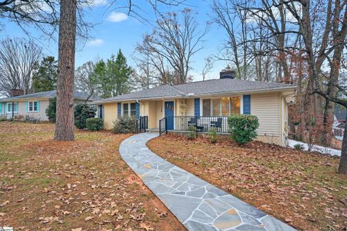108 Stephens Ln, Greenville, SC, 29609-5027 | Card Image