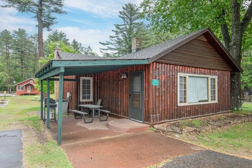 2-3939 Eagle Waters Rd, Eagle River, WI, 54521-9497 | Card Image