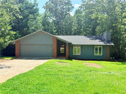 412 Hartwell Dr, Seneca, SC, 29672-7576 | Card Image