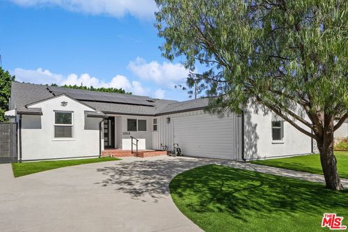 12849 Tiara St, Valley Village, CA, 91607-1026 | Card Image