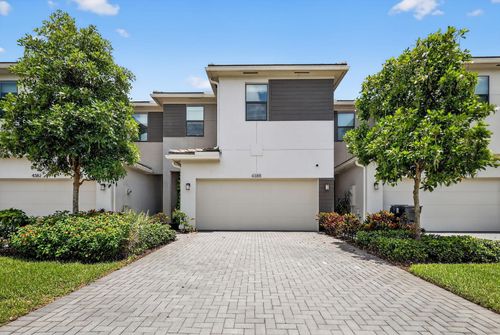 4388 Serpens Ln, Lake Worth, FL, 33467-2420 | Card Image