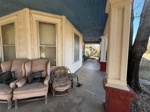 1702 S 8th St, Chickasha, OK, 73018-5723 | Card Image