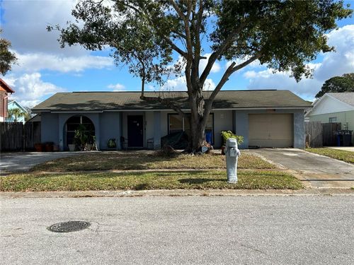 7315 W Pocahontas Ave, Tampa, FL, 33634-4700 | Card Image