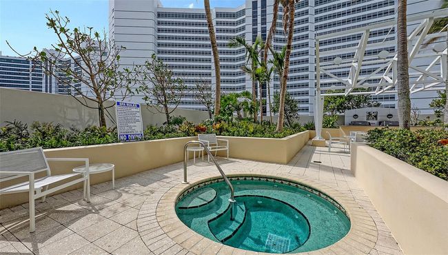 APT-801 - 990 Blvd Of The Arts, Condo with 3 bedrooms, 4 bathrooms and null parking in Sarasota FL | Image 38