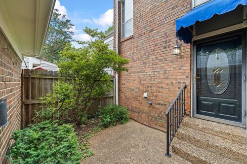 6942-6942 Amberly Dr, Memphis, TN, 38119 | Card Image