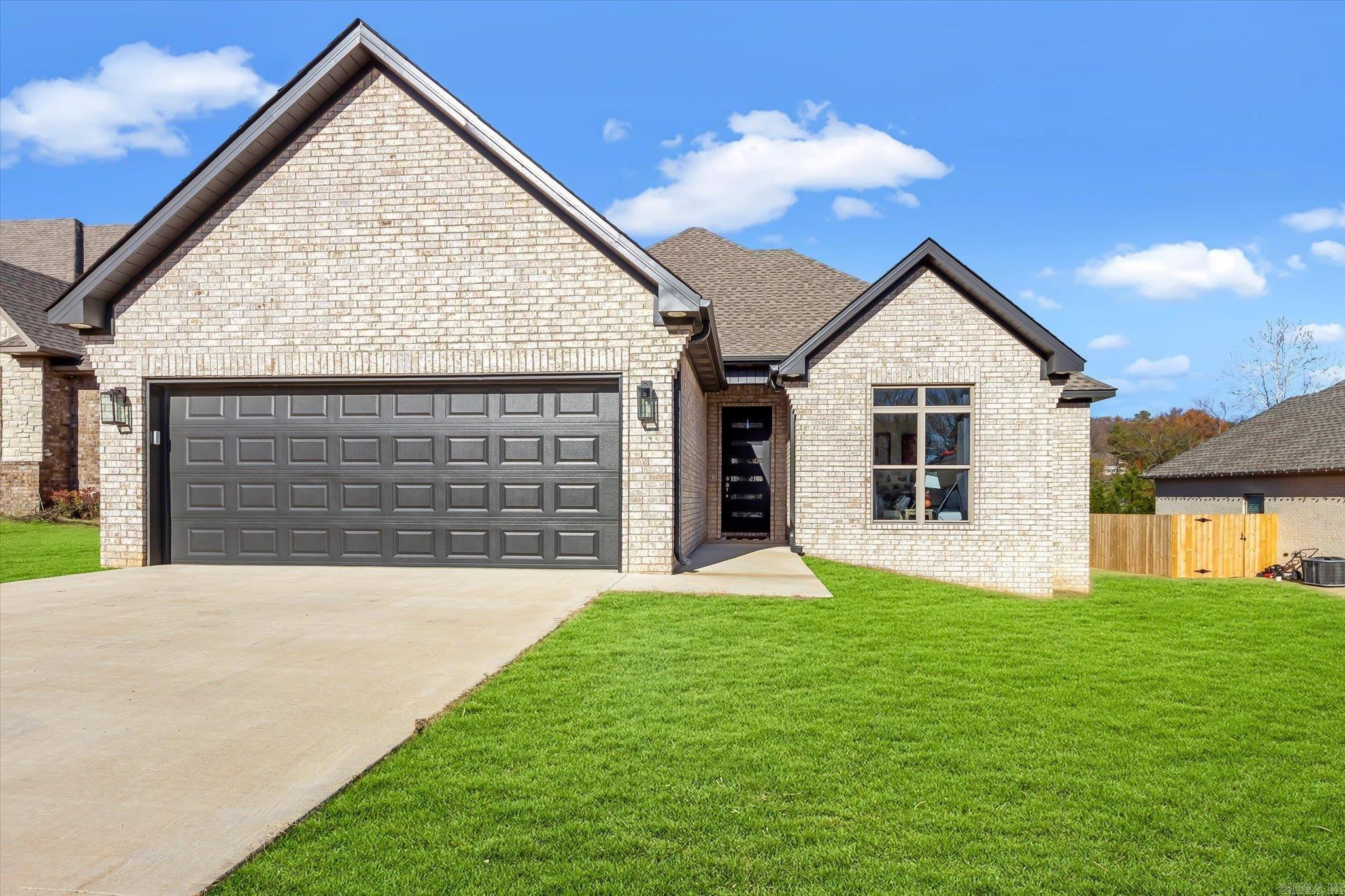 Windy Ln, Jonesboro, AR 72404