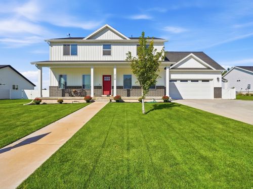 718 S 700 E, Preston, ID, 83263-5012 | Card Image