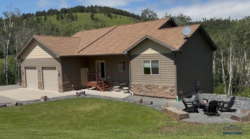 11867 Elk View Loop, Sturgis, SD, 57785-4800 | Card Image