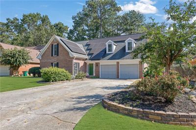 7420 Talbot Colony, House other with 3 bedrooms, 2 bathrooms and 4 parking in Sandy Springs GA | Image 2