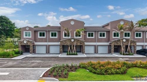 09-1563 Nw 94th Way, Coral Springs, FL, 33071-8901 | Card Image