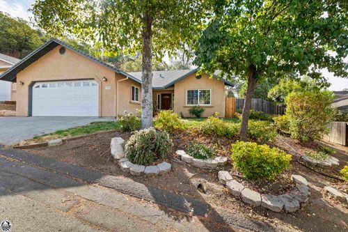 17033 Upper Starr King Dr, Soulsbyville, CA, 95372 | Card Image