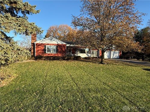 8845 Flick Rd, Tipp City, OH, 45371-9038 | Card Image