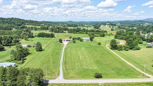 191 Ash Meadow Dr, Greeneville, TN, 37743-6319 | Card Image