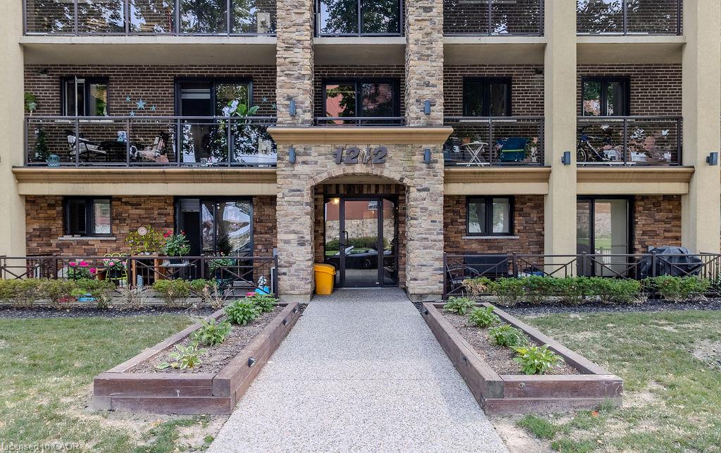 Residential Lease in Hamilton